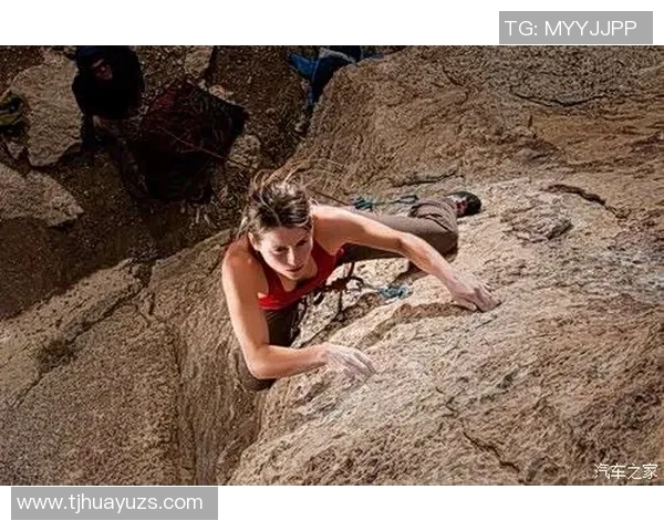 重庆攀岩队的精神探索与挑战之旅揭秘攀岩巨献的背后故事