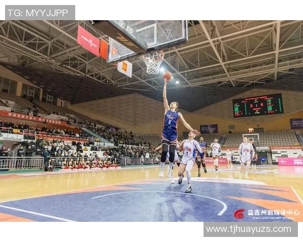 新疆女篮与上海女篮阵容对比分析及比赛前瞻